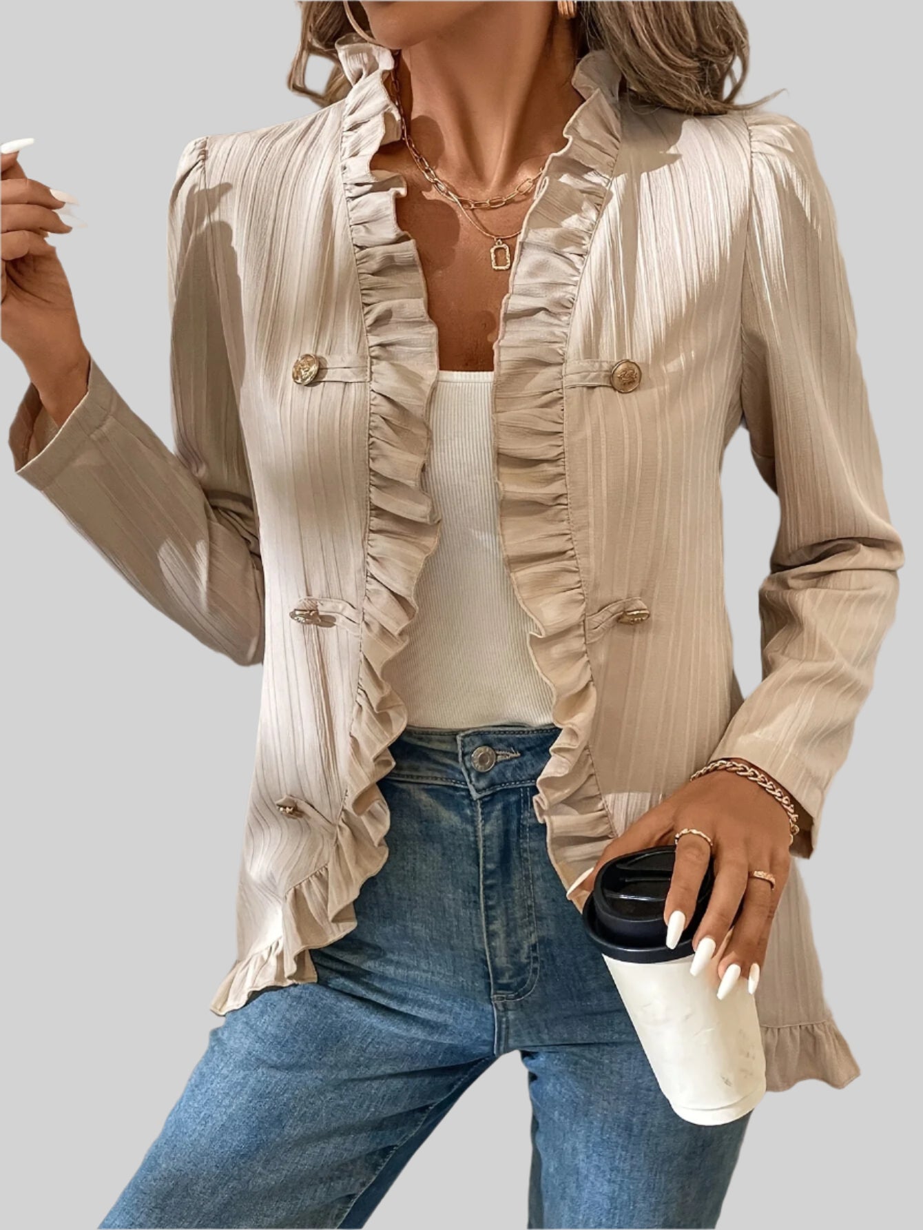 Lærke™ | Elegant figursyet blazer med flæser