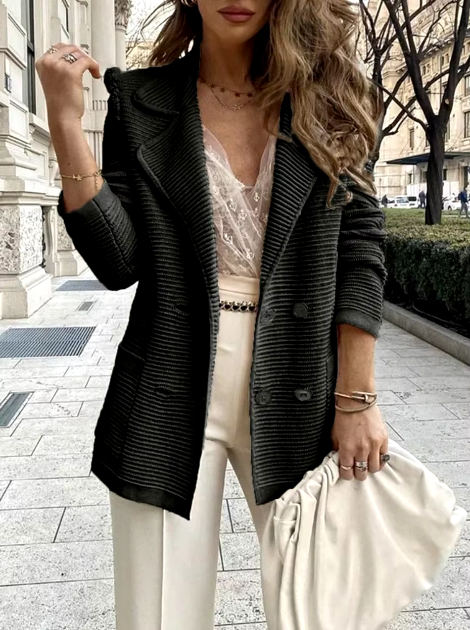 Birgitte™ | Afslappet og elegant blazer med ribkant